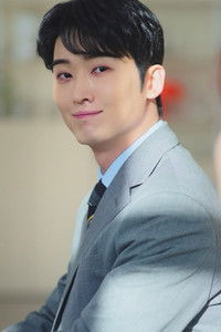 Profile of Jeung Hoon