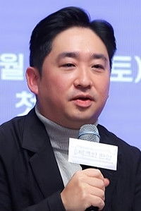 Profile of Myung Hyun-woo