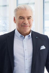 Profile of Frank Stephenson