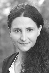 Profile of Nadine Neumayer