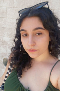 Profile of Manuela Felix