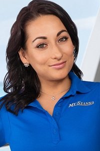 Profile of Laura Betancourt
