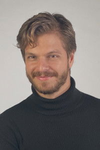 Profile of Nicolás Casanova