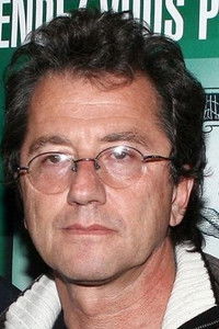 Profile of Yves Fajnberg