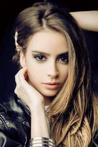 Profile of Dania Bartolomeo