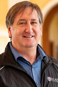 Profile of Ian Spooner