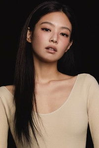 Profile of JENNIE