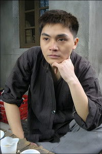 Profile of 容晖