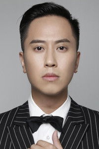 Profile of Shi Fanxi