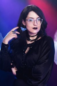 Profile of Sara Wile