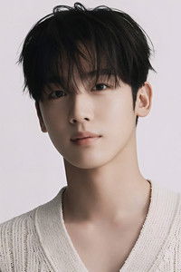 Profile of Kim Yo-han