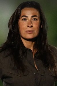 Profile of Hannah Vreugdenhil