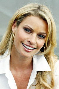 Profile of Kristy Hinze