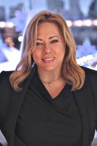 Profile of Lana Morrow