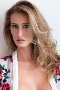 Profile of Stella Manente