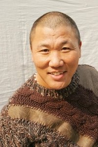 Profile of Longyin Hu