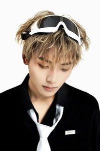 Profile of Чжэн Жунь Цзэ