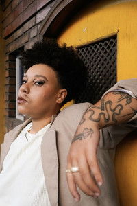 Profile of Lolø Lótus