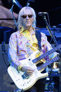Profile of Davey Johnstone
