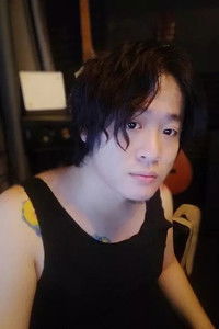 Profile of Ren Yiming