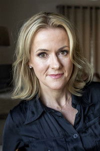 Profile of Jojo Moyes