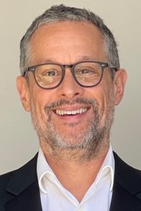 Profile of James Thomas