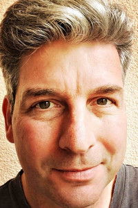 Profile of Till Müller-Edenborn