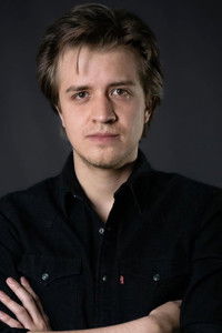 Profile of Rodrigo Oscós