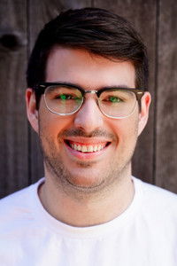 Profile of Daren King