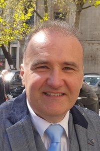 Profile of Lee Castleton