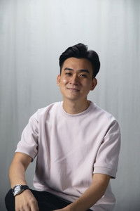 Profile of Lim Yuzheng