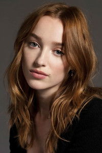 Profile of Phoebe Dynevor