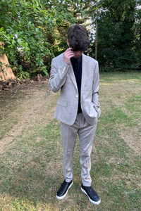 Profile of Tom Skoines