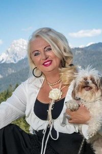 Profile of Monique Hansler-Spiering