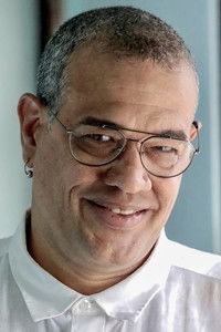 Profile of Luciano Calazans