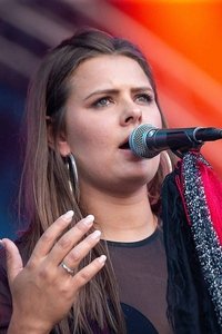 Profile of Melanie Jonk