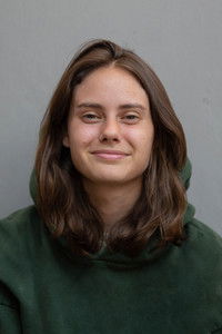 Profile of Claire Chronis