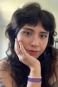 Profile of Beatriz de Oliveira
