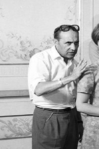 Profile of Leon Jeannot