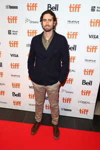 Profile of Ari Costa