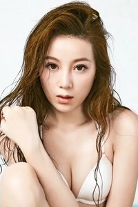 Profile of He Si Yu
