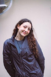 Profile of Laura Almeida Cavichioli