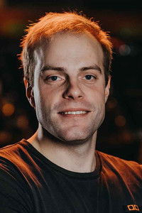 Profile of Oliver Noor