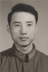 Profile of Zhu Lutong