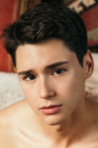 Profile of Leo Grand