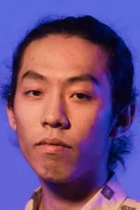 Profile of Yi-Xiu Zeng