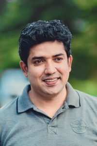 Profile of Dinesh Muthugala