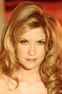 Profile of Victoria Vogel