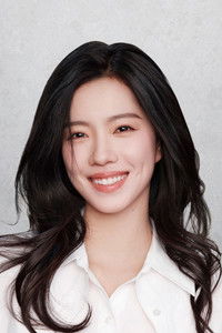 Profile of Sabrina Zhuang