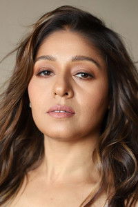 Profile of Sunidhi Chauhan
